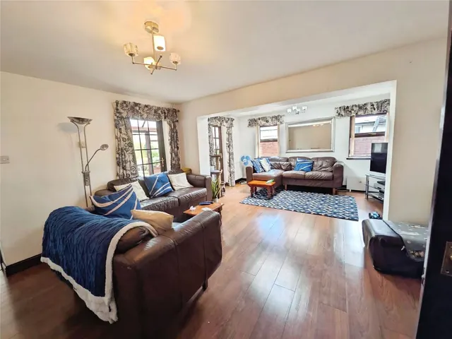 Merridale Road, Wolverhampton, WV3, photo 3