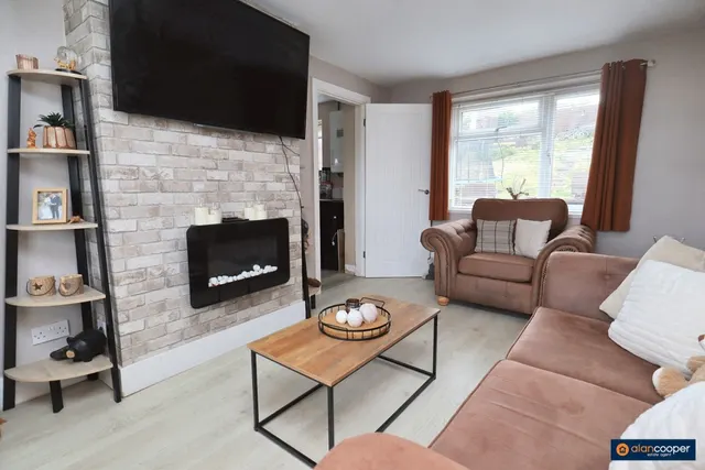 Willow Road, Nuneaton, CV10, photo 3