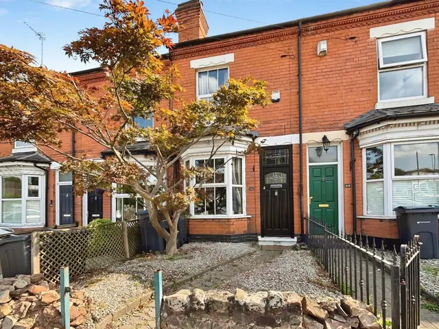 Penns Lane, Sutton Coldfield, photo 1