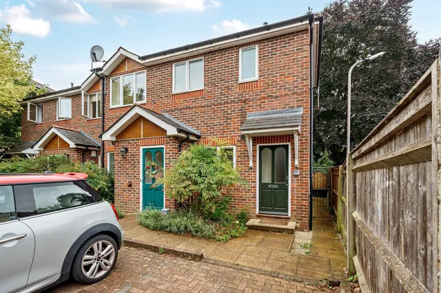 Wilberforce Mews, Maidenhead, photo 1