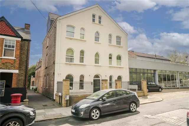 North Road, Richmond, TW9, photo 1