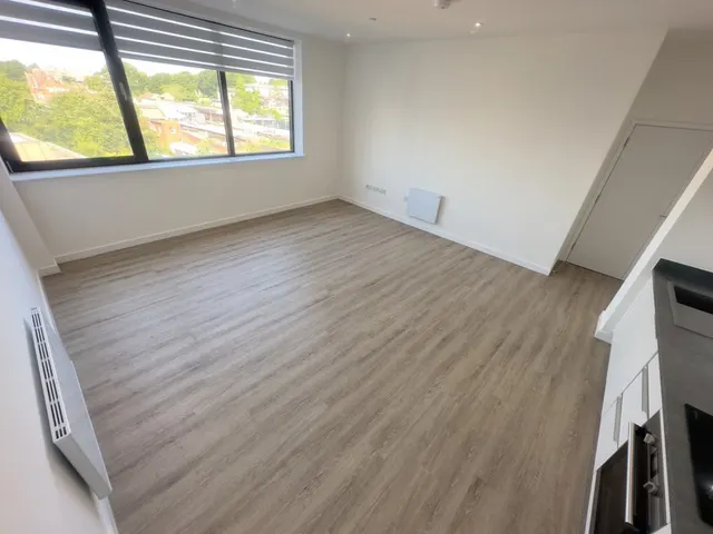 Photo 2 — Normandy House, Alencon Link