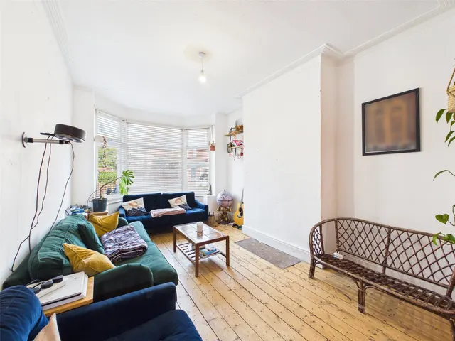 Broom Lane, Levenshulme, M19, photo 2