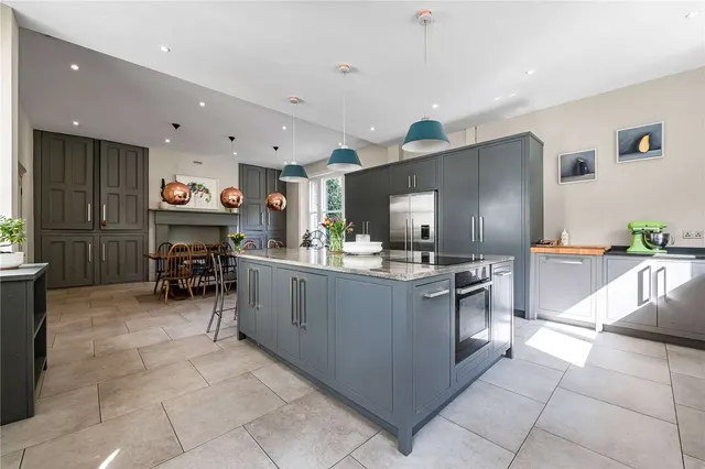 Photo 3 — New Barn Road, Amberley, Arundel, West Sussex, BN18 9LT