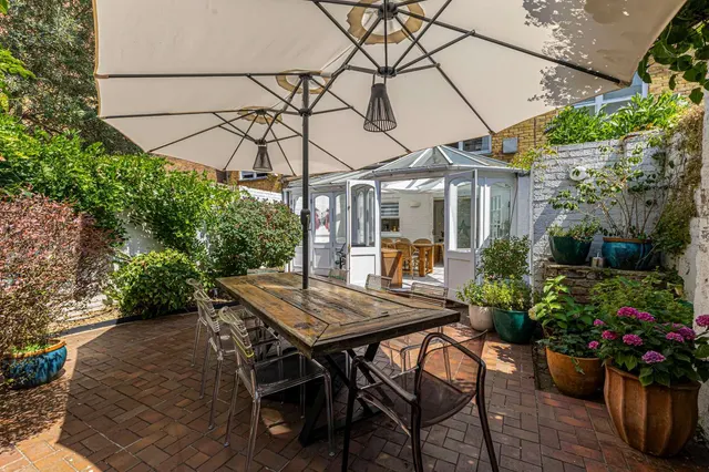 Burlington Road, Fulham, London, SW6 4NR, photo 1