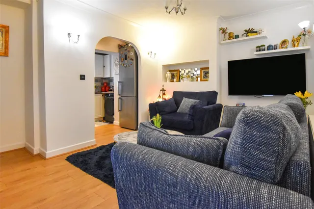 Photo 3 — Queens Road, Aldershot, Hampshire, GU11 3LA