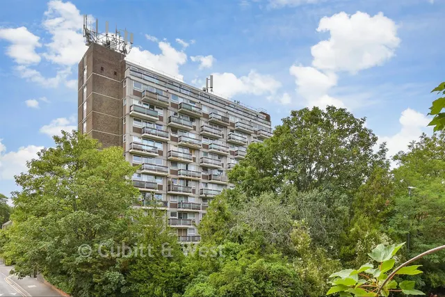 Grange Vale, Sutton, SM2, photo 1