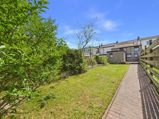 Photo 3 — Carnarthen Street, Camborne