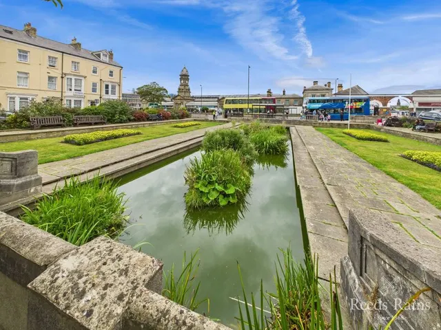 Photo 2 — West Square, Scarborough, North Yorkshire, YO11