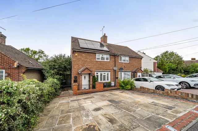 Montgomery Road, South Darenth, DA4, photo 1