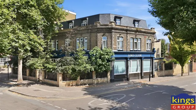 Capworth Street, London, photo 1
