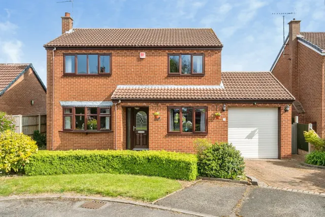 Briar Court, Harworth, DONCASTER, photo 1