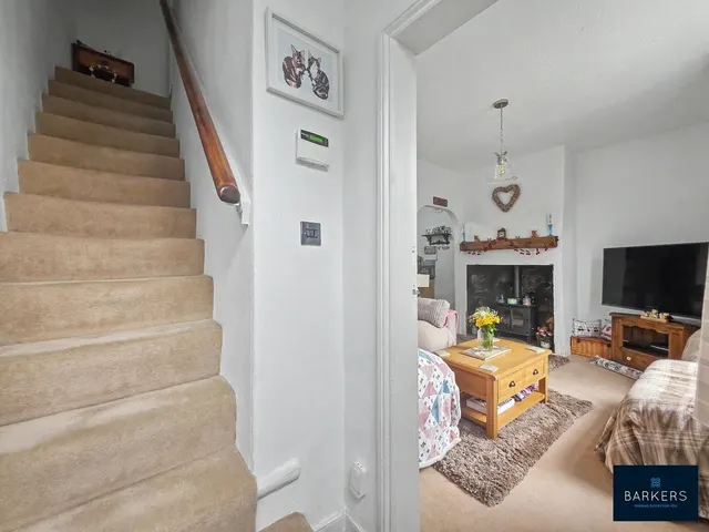 Photo 2 — South View Road, East Bierley BD4 6PJ