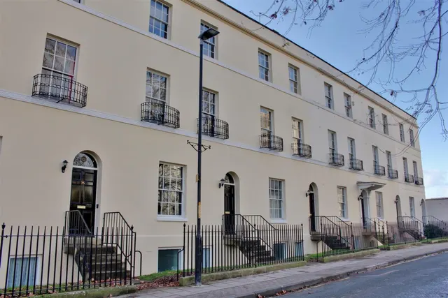 Brunswick Square, Gloucester, GL1, photo 1