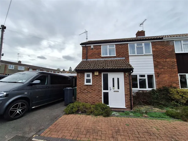 Newbery Close, Tilehurst, RG31, photo 1