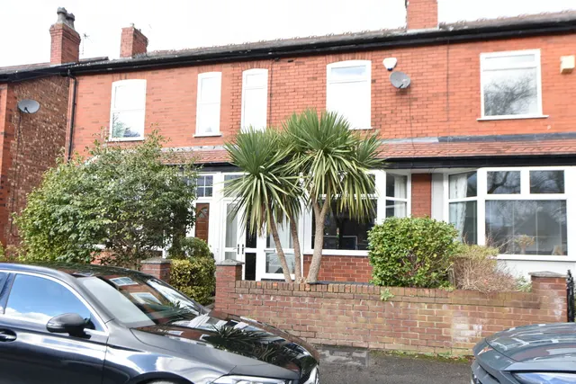 Photo 2 — Abbey Road, Sale, M33 6HT