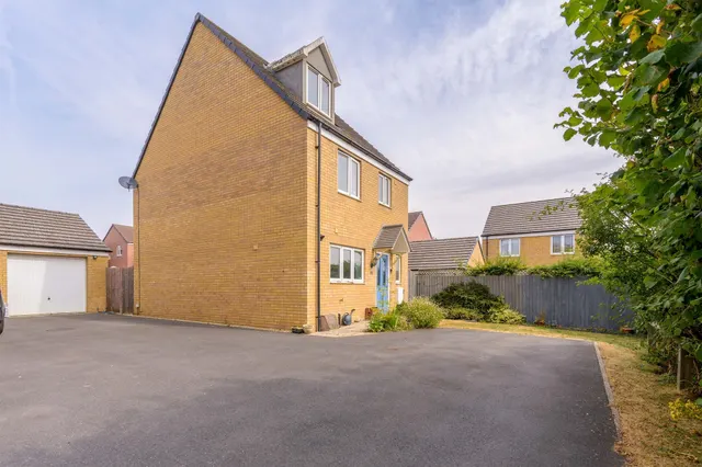 Harrington Road, Kettering, NN14, photo 1