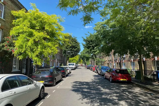Henshaw Street, SE17, photo 1
