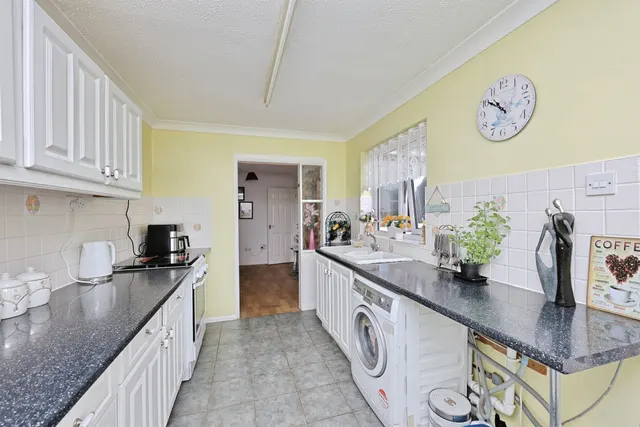 Cherry Tree Close, Mattishall, NR20, photo 3