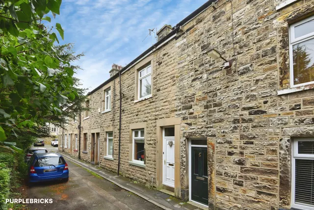 Russell Road, Carnforth, LA5, photo 1