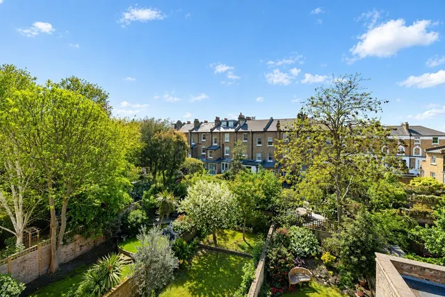 Offerton Road, London, SW4, photo 3