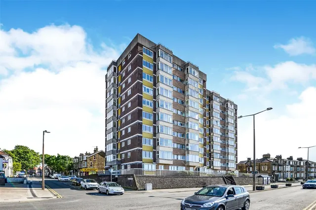 Marine Road East, Morecambe, LA4, photo 1