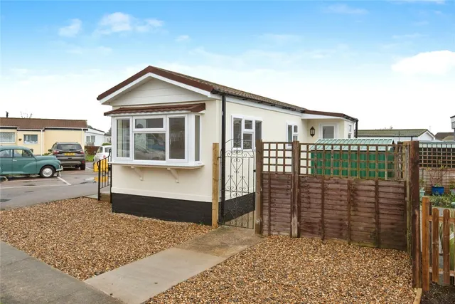 Photo 2 — Three Star Park, Bedford Road, Lower Stondon, Henlow, SG16