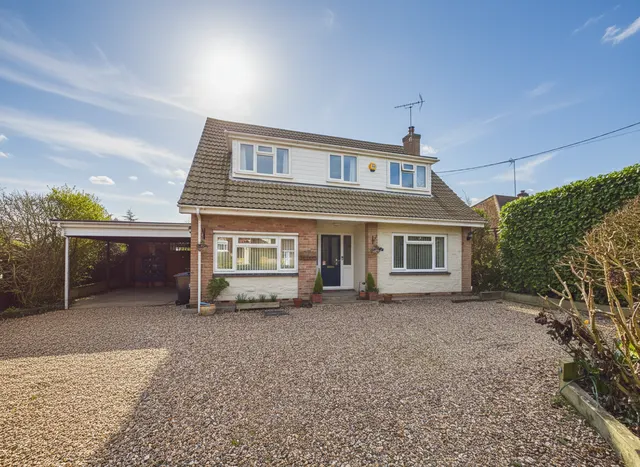 Birchwood, Braintree Road, Gosfield CO9 1PR, photo 1
