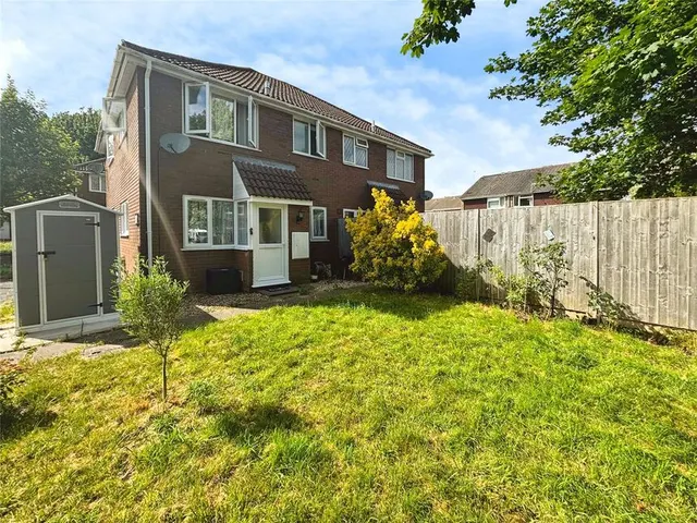 Abraham Close, Botley, Hampshire, SO30, photo 1