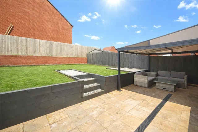 Photo 2 — Fieldon Drive, ATHERSTONE, Warwickshire, CV9