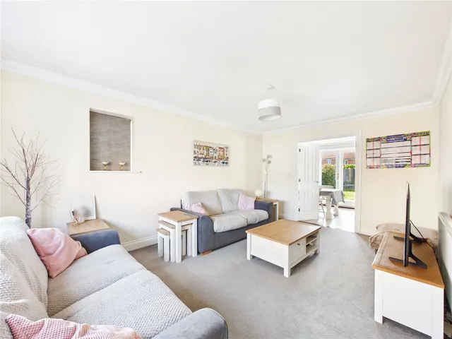 Stoddart Road, Bramford, IP8, photo 3