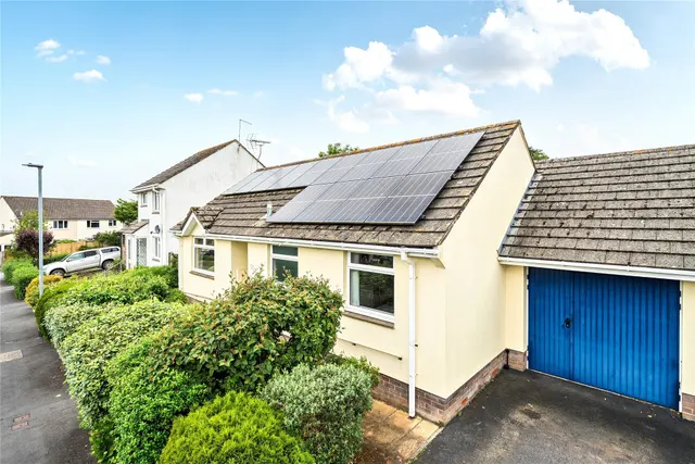 Fernworthy Gardens, Copplestone, Crediton, Devon, EX17