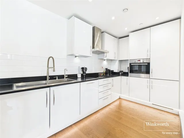 Photo 3 — Riverside View, 5-9 Berkeley Avenue, Reading, Berkshire, RG1