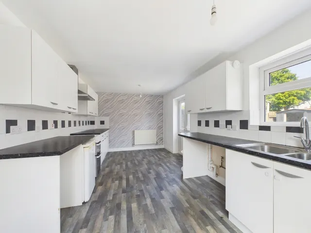 Photo 2 — Laxton Road, Cheltenham, GL51 7QH