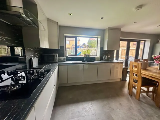 Churchill Rise, Burstwick, HU12, photo 3