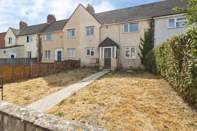 First Avenue, Dursley, GL11, photo 1