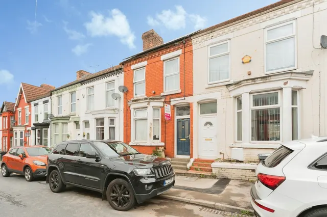 2 bedroom house, Willmer Road, Tranmere, CH42
