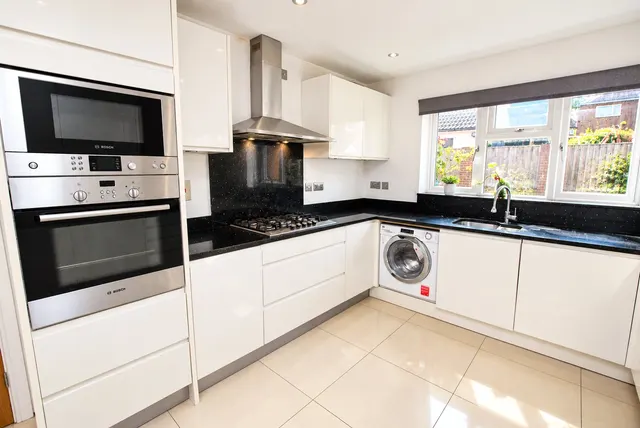 Samson Close, Aldershot, GU11, photo 2