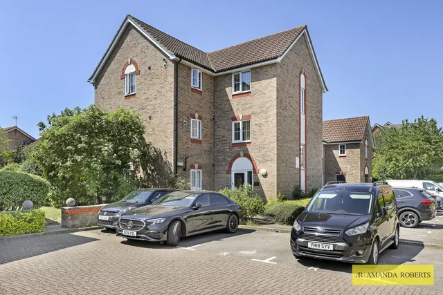 Photo 2 — Osprey Road, Waltham Abbey