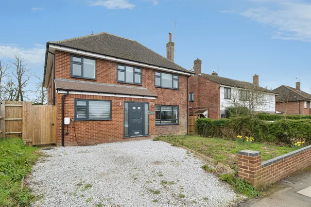 Highlands Road, Buckingham, MK18, photo 1