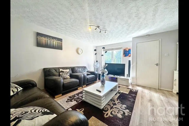 Ardmore Close, Nottingham, NG2, photo 2