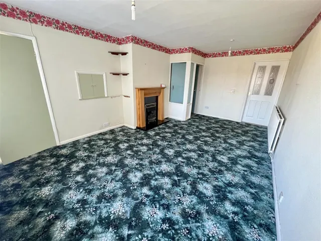 Photo 3 — Rose Avenue, Kingswinford, DY6 8LE