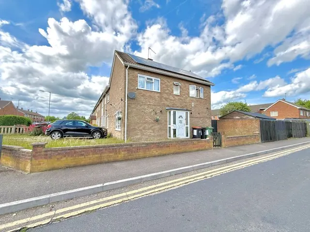 Kent Road, Houghton Regis LU5 5NZ, photo 1