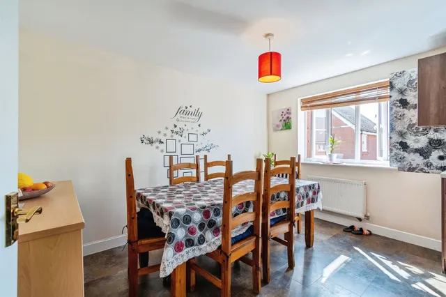 Photo 3 — Lapwing Road, MELKSHAM