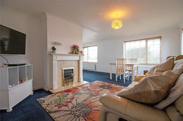 Field Lane, Morton, DN21, photo 3