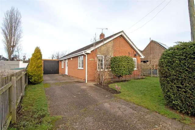 Field Lane, Morton, DN21, photo 1