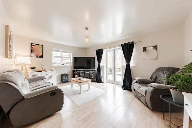 Photo 2 — Cheney Road, Minster, Ramsgate, Kent, CT12 4BG