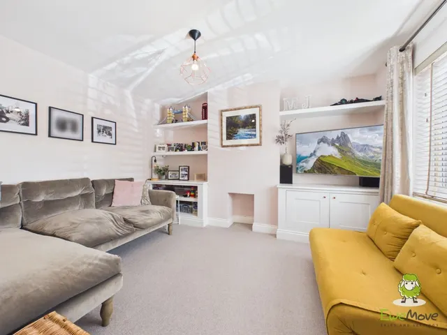 St. Pauls Road, Basingstoke, RG22, photo 2