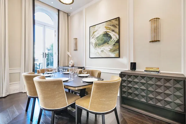 Photo 2 — Flat 5, 21-22 Prince of Wales Terrace