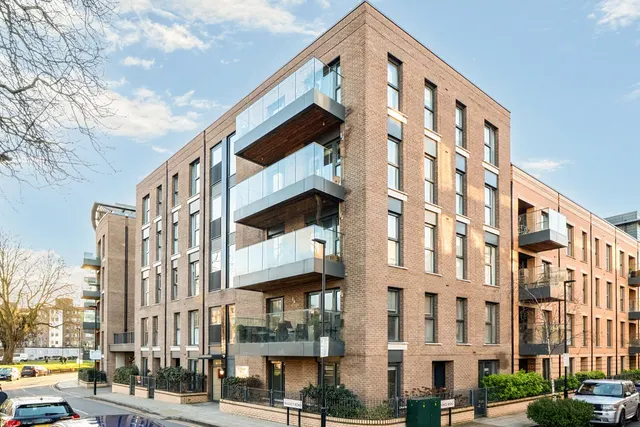 Bradley Road, Clapham, London, SW4, photo 1